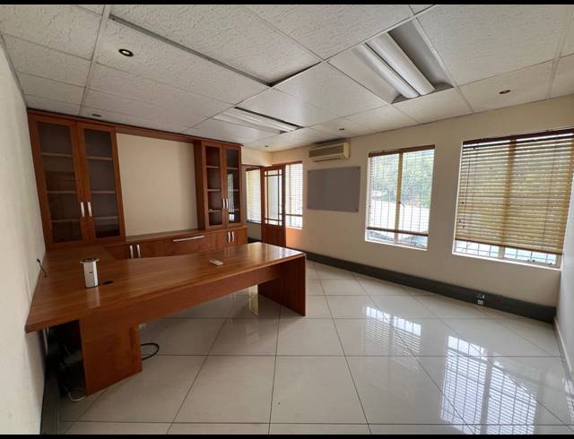 1,003M² WAREHOUSE TO LET IN STRIJDOMPARK